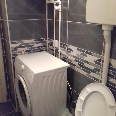 Center Jotic Pirot